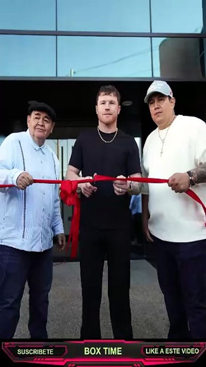 EDDY REYNOSO YA TIENE ESCUELA DE BOXEO EN CALIFORNIA INAUGURA CANELO ALVAREZ