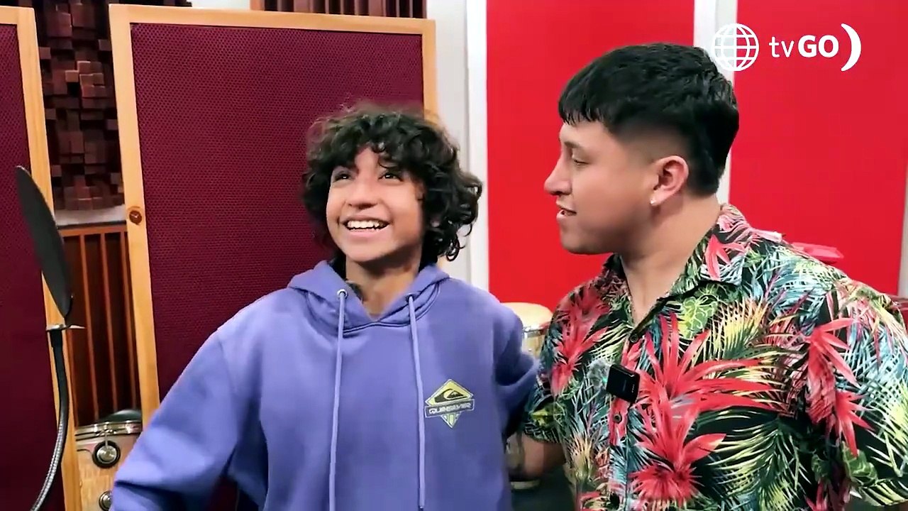 Loquito por ti Oto y Angelita estrenan romántico videoclip América Tv Go