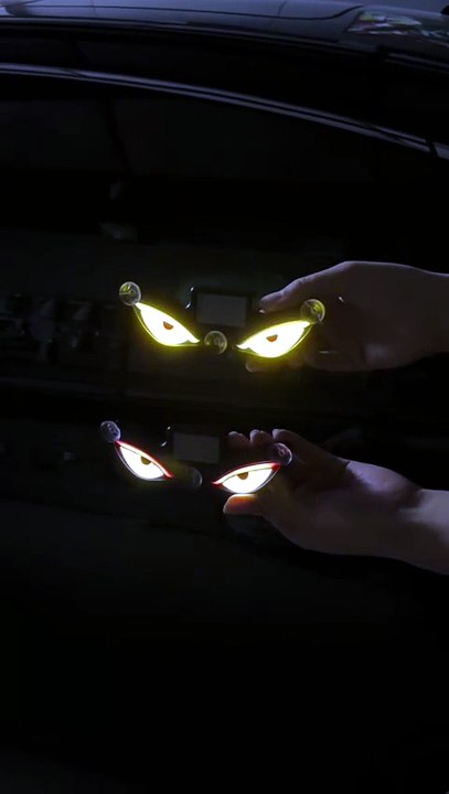 Demon Eye Car Window Flashing Light