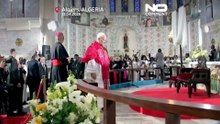 Papa Leone XIV celebra messa storica nella basilica sotto la pioggia ad Algeri