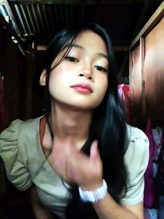 Female neck adam's apple 5