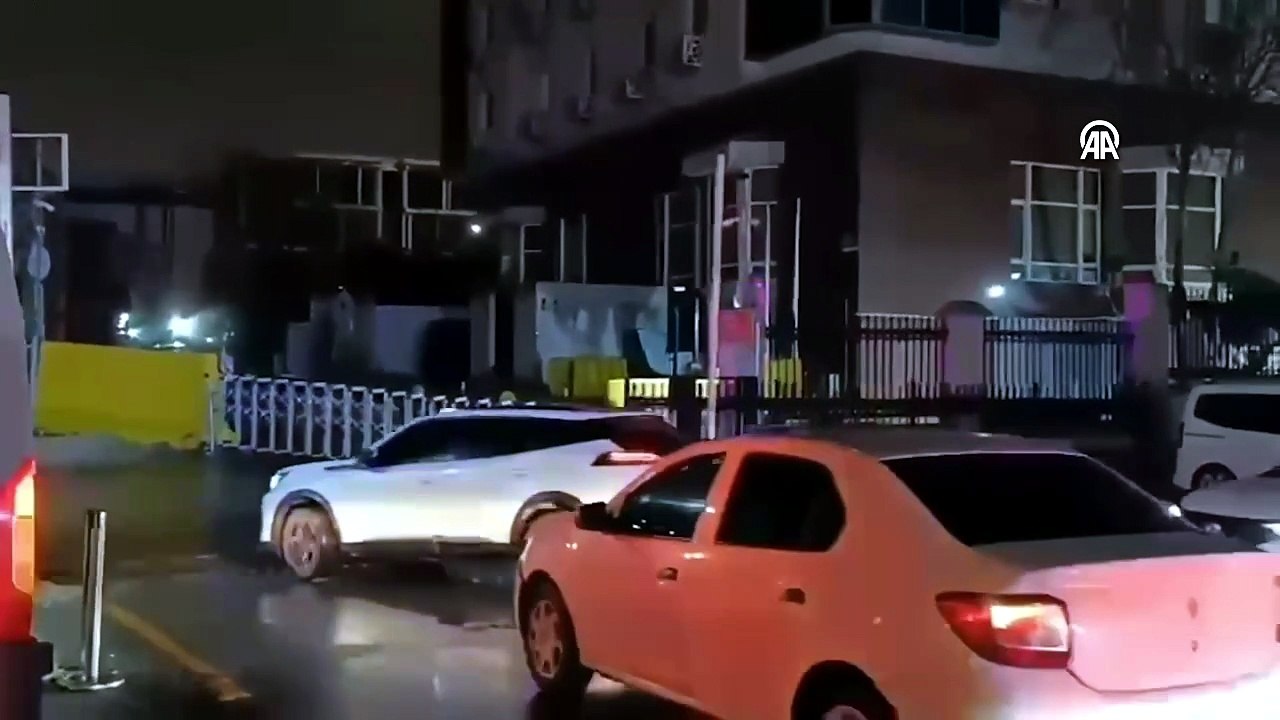 İstanbul merkezli FETÖ'nün "TUS kampına" yönelik operasyonda 17 şüpheli gözaltına alındı