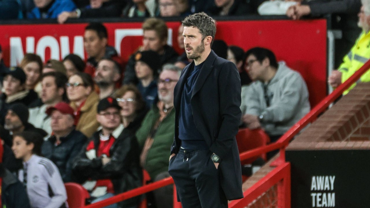 'Schockierende Entscheidung': Carrick empört über Rote Karte