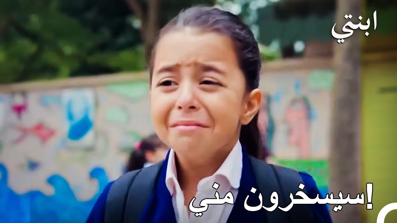 حينما يصبح التنمر جرحاً لا يشفى.. أويكو تهرب من سخرية الجميع بقلبٍ مثقل بالهموم - ابنتي