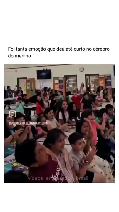 Foi tanta emoção que deu até curto no cérebro do menino. 👿👿👿#omelhorsoaoscomentarios #engraçado #engraçados #comentarios #comentários