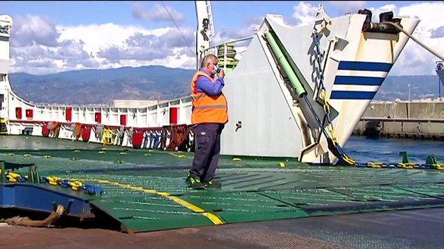Caro carburanti, scatta la serrata degli autotrasportatori