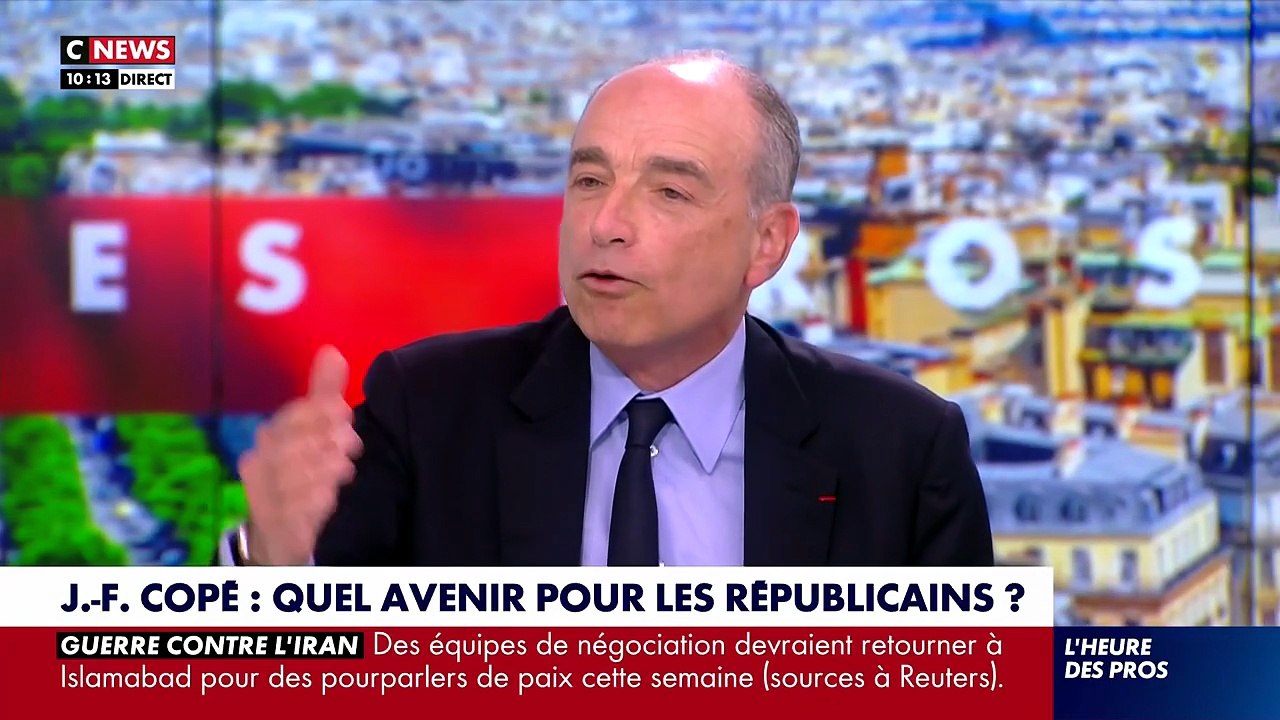 Les téléspectateurs de "L'heure des pros" ont eu le droit à un dialogue inaudible entre le présentateur et Jean-François Copé.