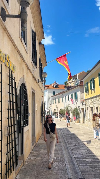 Notre budget total pour 11 jours au Monténégro 🇲🇪 On a ADORÉ ce pays et on le conseil à tous ceux qui cherchent une destination européenne qui change pour cet été ☀️Abonne-toi à @lisantoinevoyages pour plus de conseils voyage ❤️