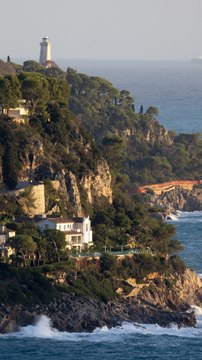Wealthy Middle East Residents Are House-Hunting in Europe to Escape War