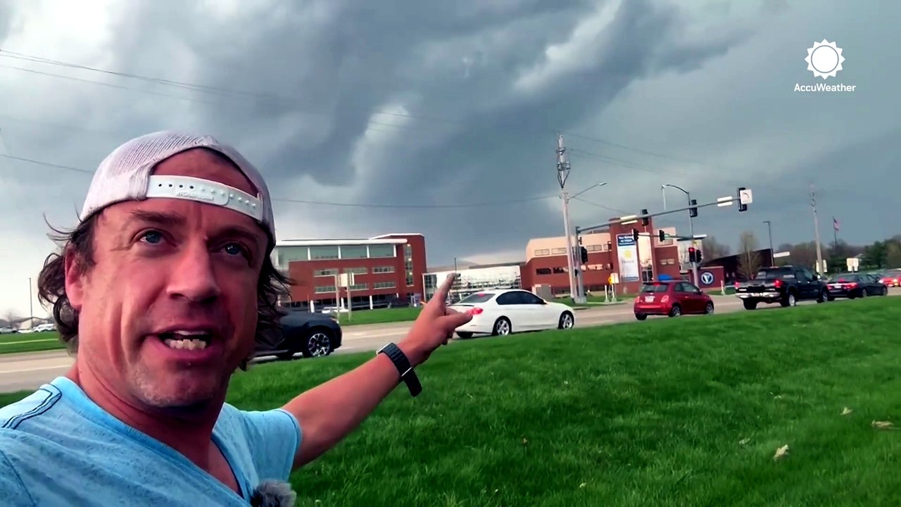 Supercells prompt tornado warnings as severe storms ramp up in the Midwest