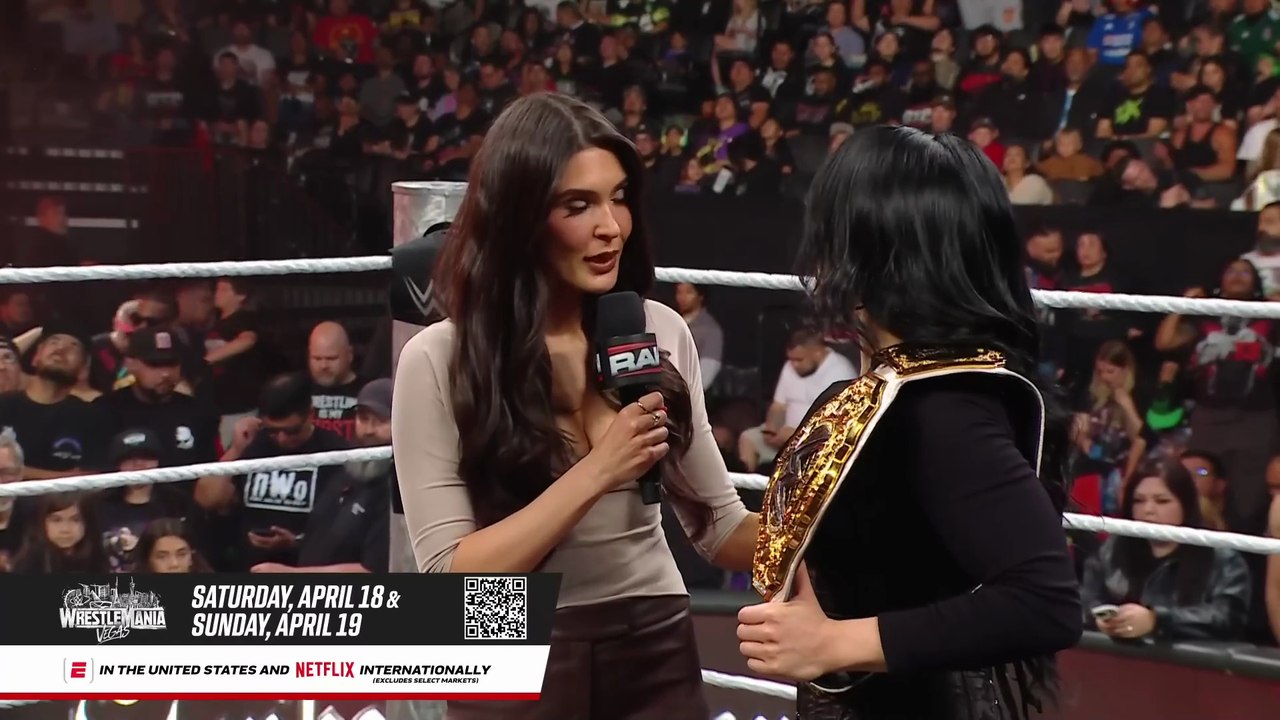 Stephanie vaquer Brawls with liv morgan WrestleMania Raw Highlight