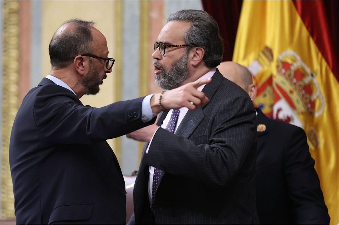 ¡Escándalo en el Congreso! El segundo de Armengol (PSOE) expulsa del pleno a José María Sánchez (VOX) por denunciar que un diputado de ERC le llamó "asesino"