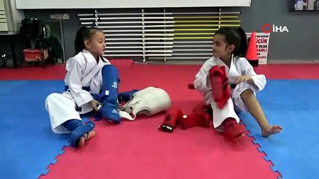 5 yaşında başladığı karate sporunda 7 yaşında Türkiye şampiyonu oldu | Ajansspor | IHA