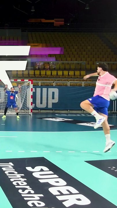 Mal au genou ? Met ça. #sport #handball #basket