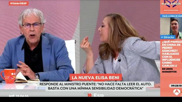 A Elisa Beni le basta una frase para hundir al servil Toni Bolaño en directo