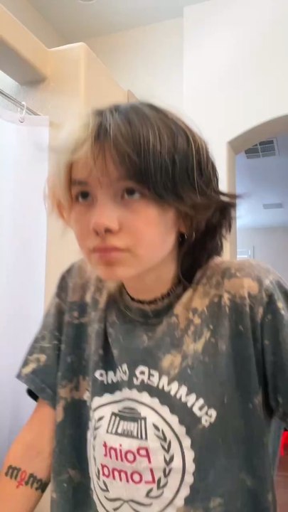 purple for my purple 💜 @Abigail Eunice Alsis #purplehair #hair #hairstyle #haircut #hairtransformation #juju #wastedsummer #purple #hairtok #haircolor #haircolorchange #diyhair #diyhaircolor