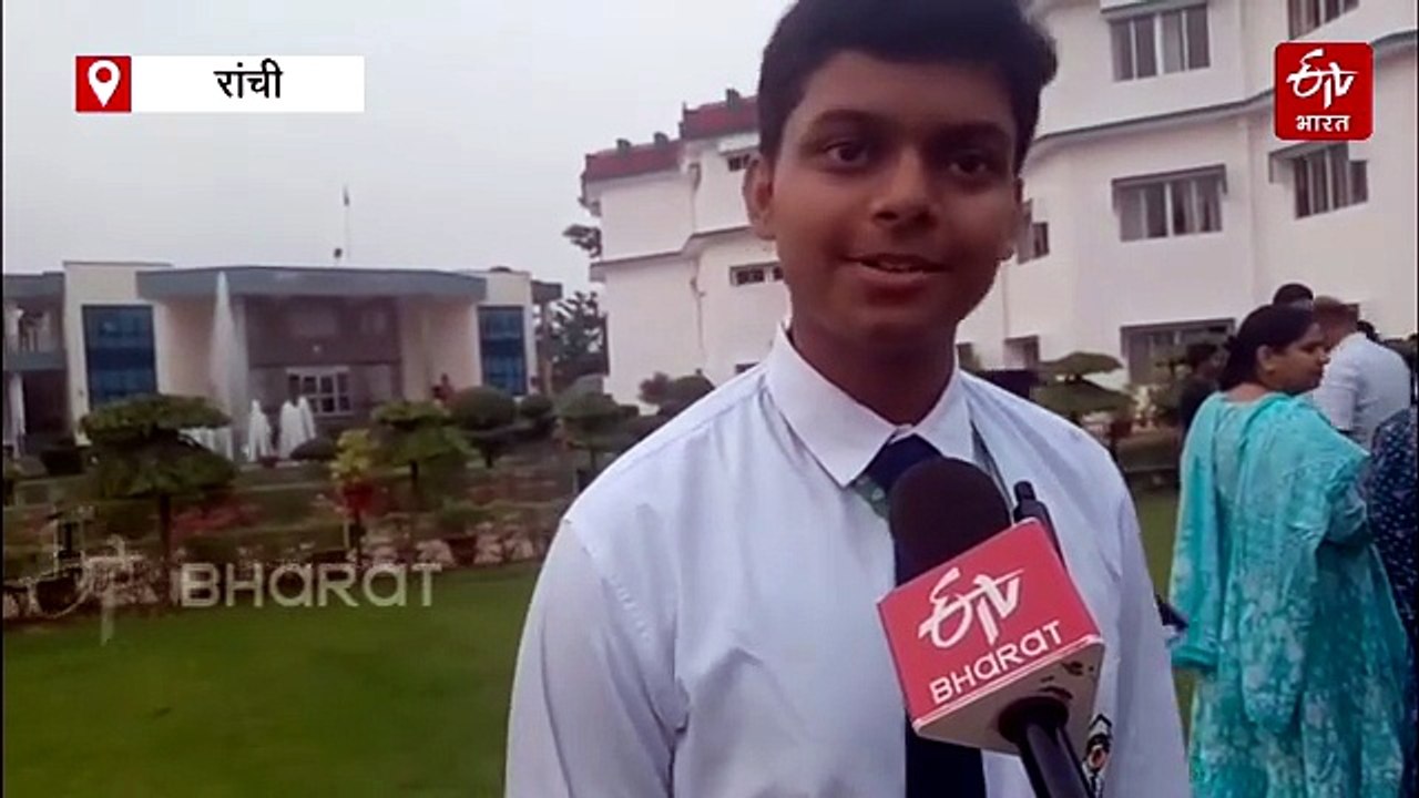 सीबीएसई 10वीं में झारखंड का दम, बेटियों ने फिर लहराया परचम, डीपीएस रांची की प्रण्या प्रिया 99.6 अंक के साथ स्टेट में टॉप पर