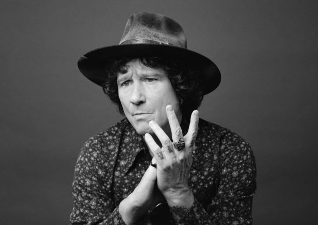 Enrique Bunbury presenta su nuevo disco "De un siglo anterior"