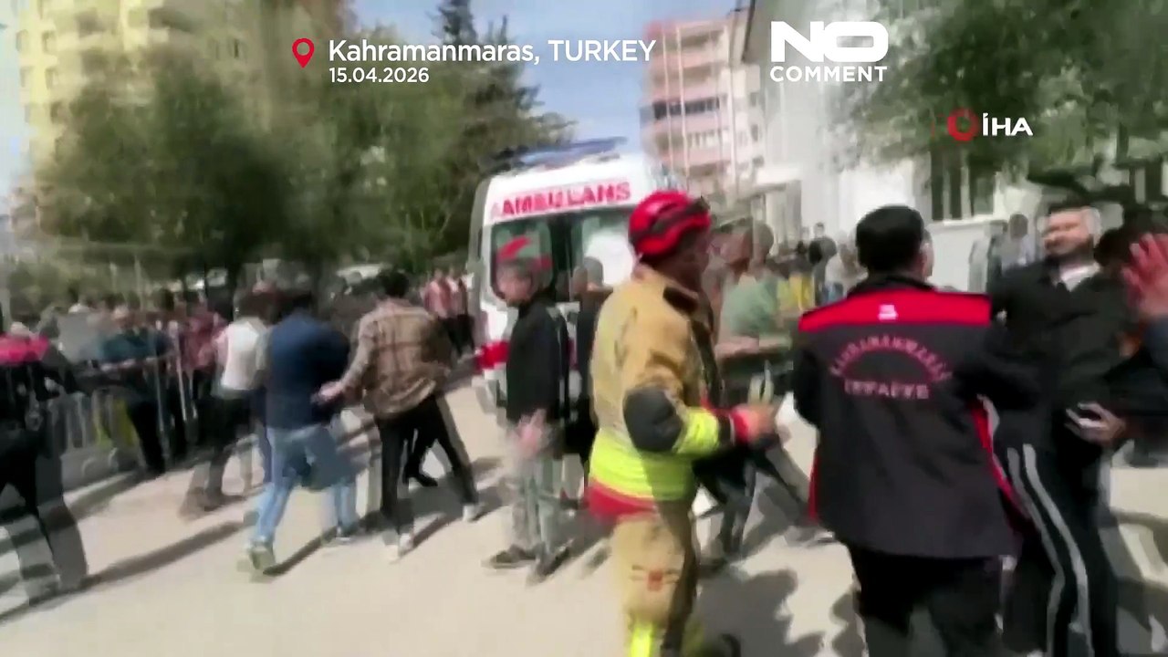 Sparatoria in una scuola in Turchia: almeno nove morti e scene di panico