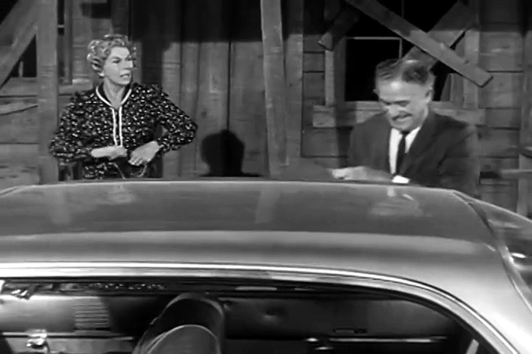 The Beverly Hillbillies (season 1) s01e03-meanwhile-back-at the cabin