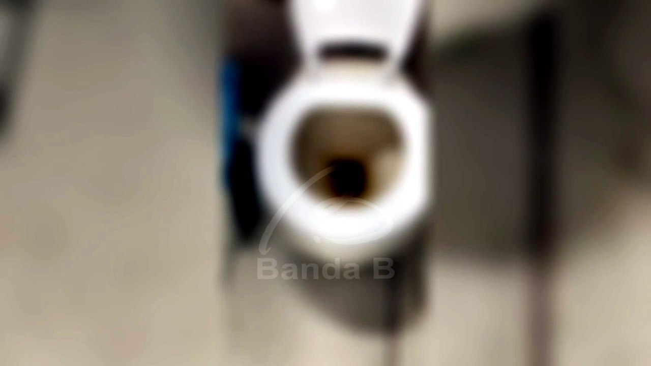 Escola do SESI-SP enfrenta falta de água, e fam...