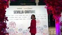 La jet set sevillana se reúne en la Fundación Cajasol para disfrutar de esta primera edición de ‘Sevilla Couture’