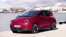 Renault Twingo E-Tech electric - Techno version in Absolute red Exterior Design