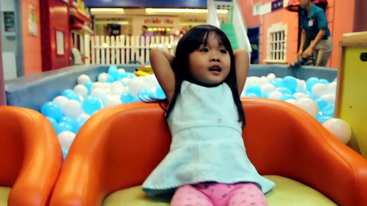 Bad baby rachel lost in mall