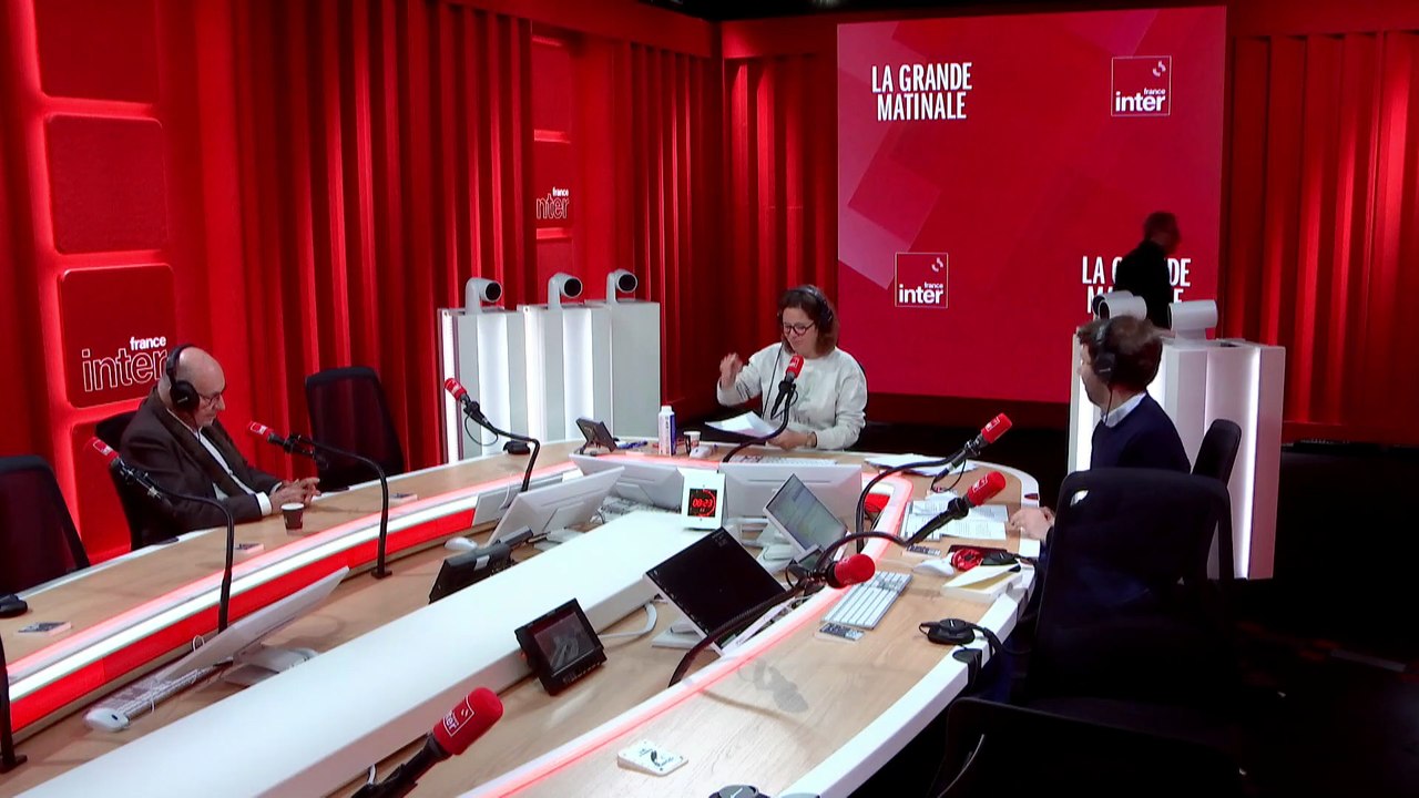 "Quand une société est désorganisée, les gens sont anxieux", affirme le neuropsychiatre Boris Cyrulnik