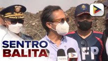Nasusunog na sanitary landfill sa Navotas city, ininspeksyon ni DPWH Sec. Dizon; DPWH, tutulong para mapabilis ang pag-apula sa apoy sa ilalim ng landfill | ulat ni Bernard Ferrer