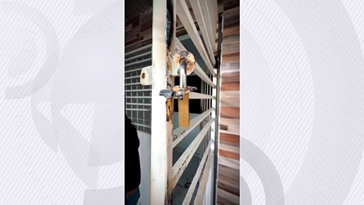 Homem solda portão para impedir ex de entrar na própria casa