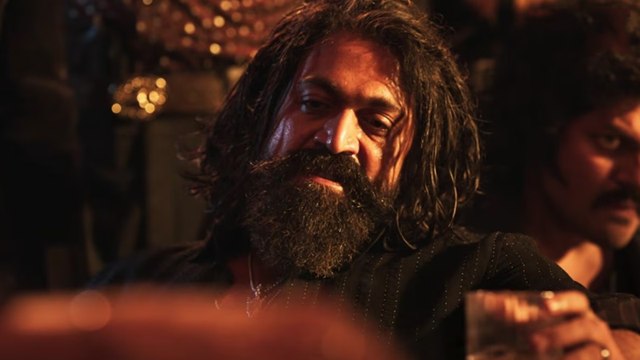 ಹಸಿ ಬಿಸಿ ದೃಶ್ಯ ತೆಗೆದುಹಾಕಲು ಮನವಿ ಮಾಡಿದ್ರಾ ಕಿಯಾರ..? ಹಾಲಿವುಡ್ ಸಂದರ್ಶನದಲ್ಲಿ ಟಾಕ್ಸಿಕ್ ಕತೆ ಬಿಚ್ಚಿಟ್ಟ ಯಶ್.!