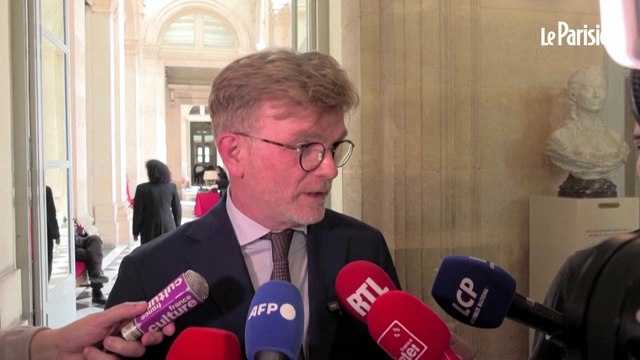 Les députés de tous bords crient victoire après le retrait de la loi Yadan