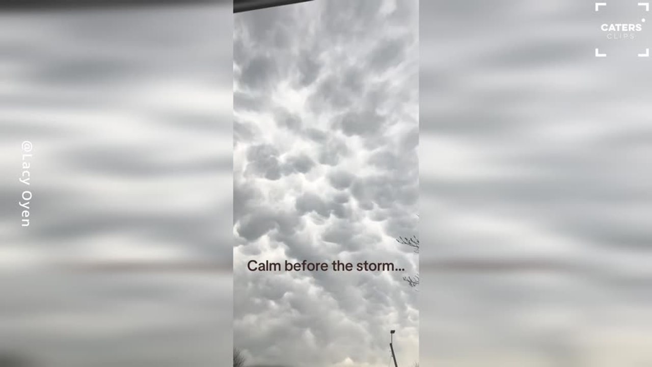 Dramatic Mammatus Clouds Caught on Camera