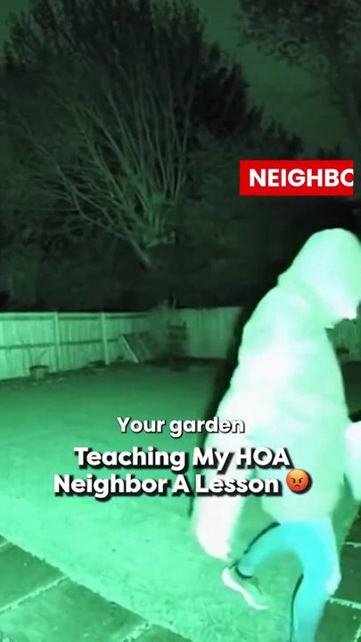 Caught my HOA neighbour trespassing in my yard… 📷