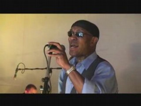 FRANKE PHAROAH - Turn Your Lights Down Low