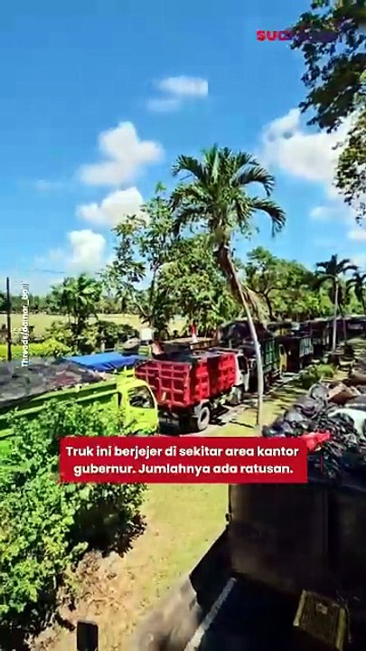 Ratusan Truk Sampah di Bali Demo Kantor Gubernur Wayan Koster, Protes Soal TPA