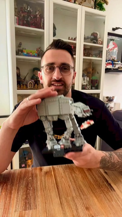 At-at vs at-at