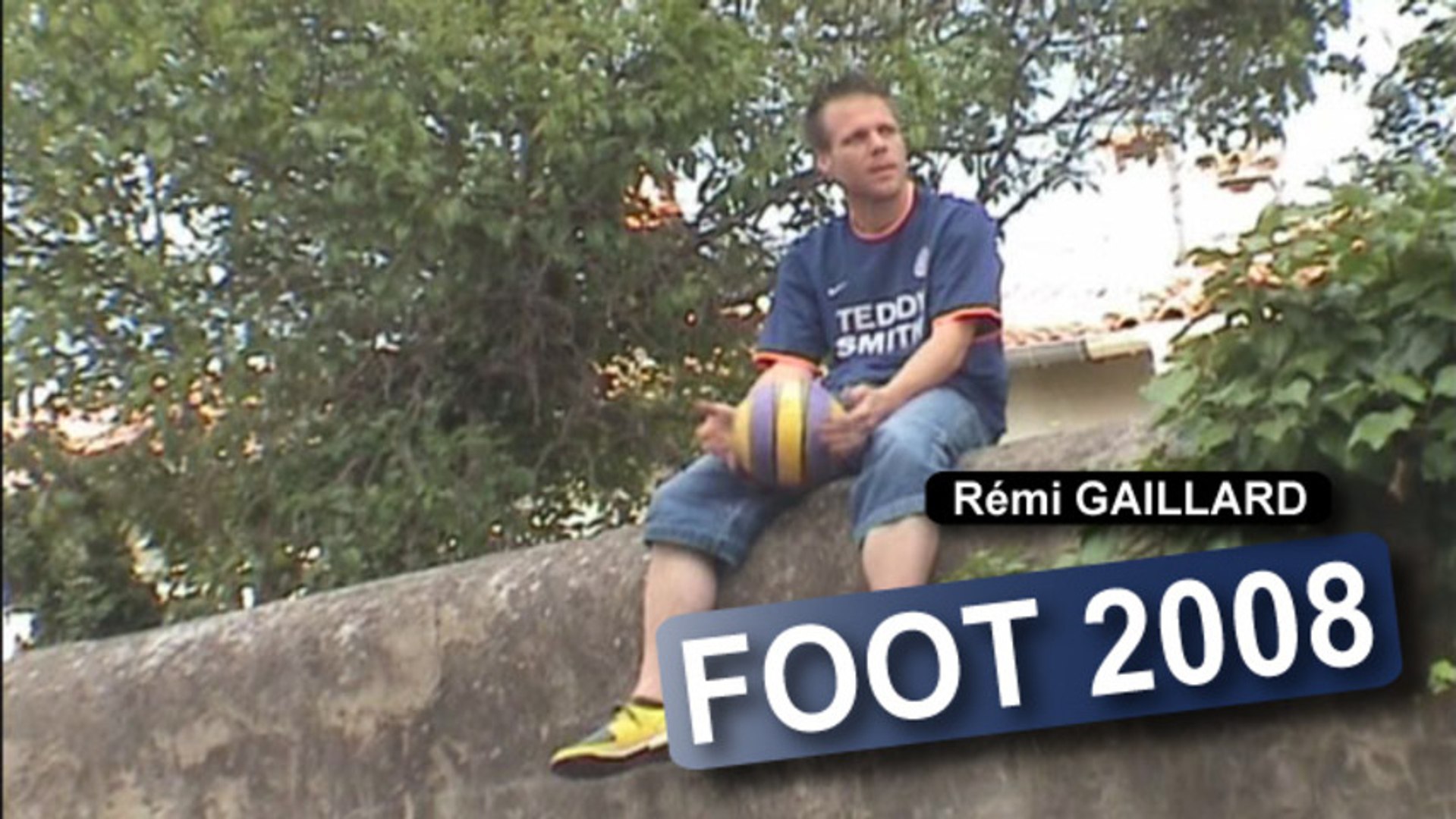 Foot 2008 (Rémi Gaillard) - Vidéo Dailymotion