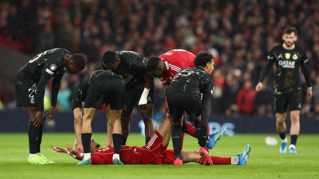 Slot fühlt mit Ekitiké: 'Er wird so viele besondere Momente verpassen'