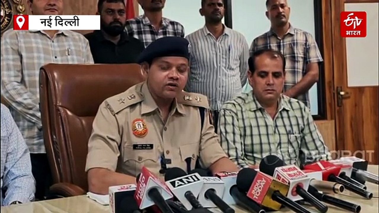 दिल्ली के द्वारका में एनकाउंटर में पकड़े गए दो कुख्यात बदमाश, हत्या के प्रयास मामले में थे फरार
