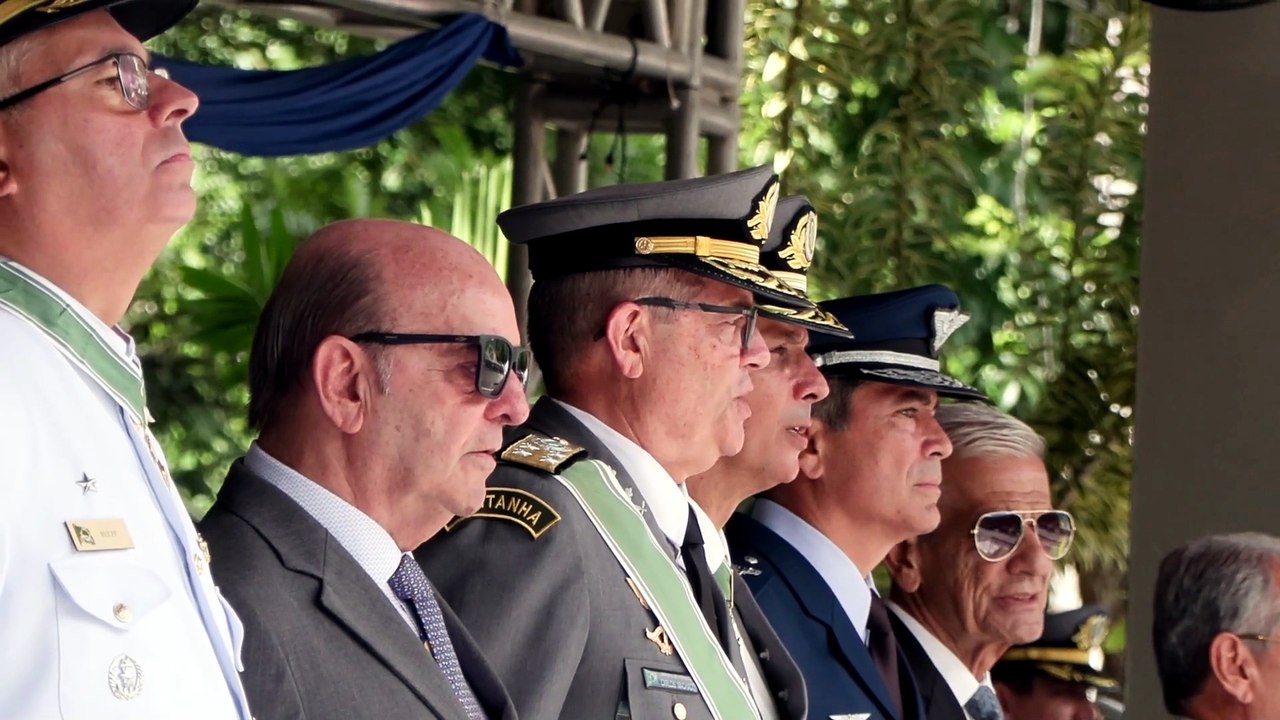 Comemoração do 378º Aniversário do Exército Brasileiro no Forte Guararapes: Prontidão e Serviço à Nação