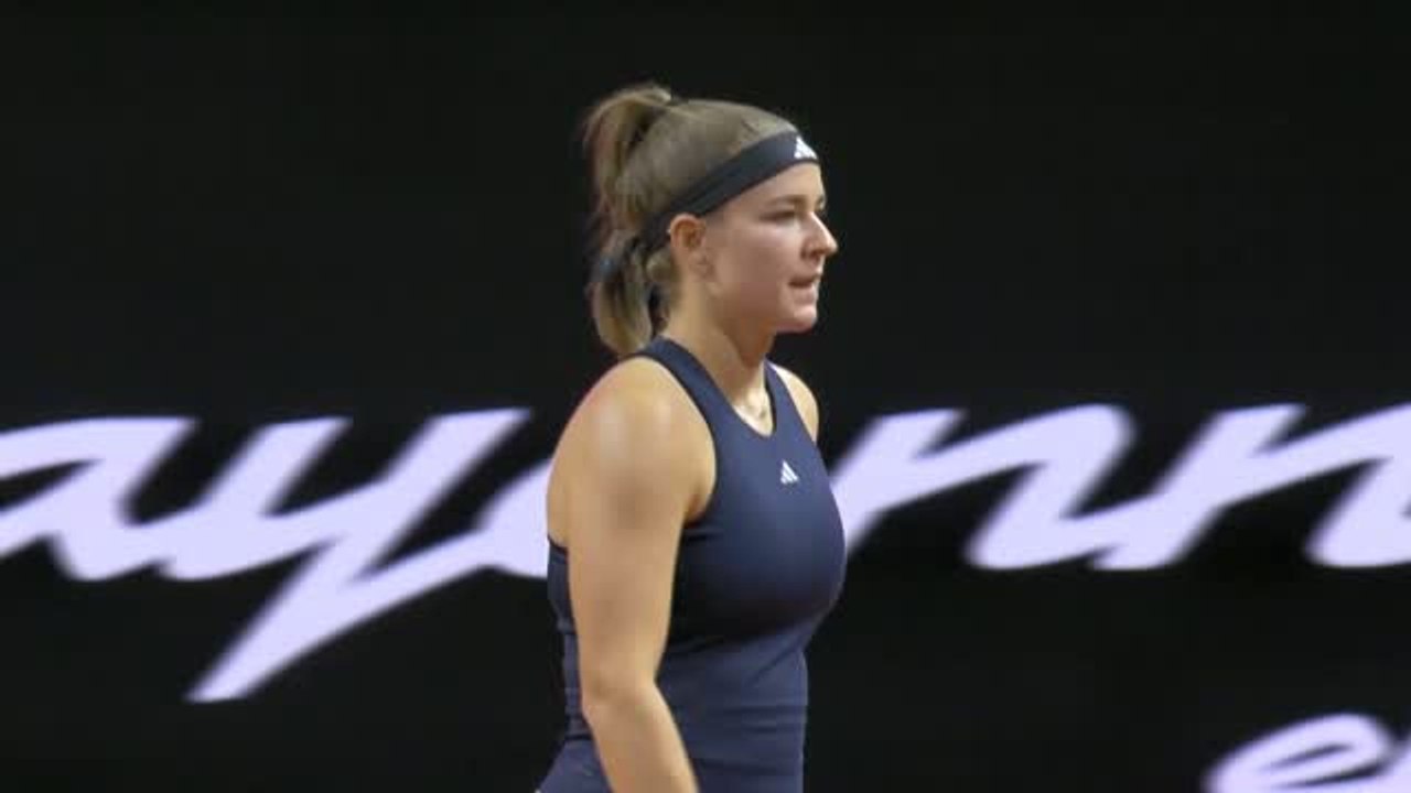 Stuttgart - Muchova s'offre enfin Gauff et file en demi-finale