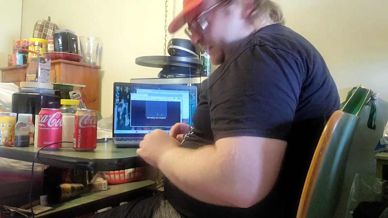 making memes of @raccoonspice