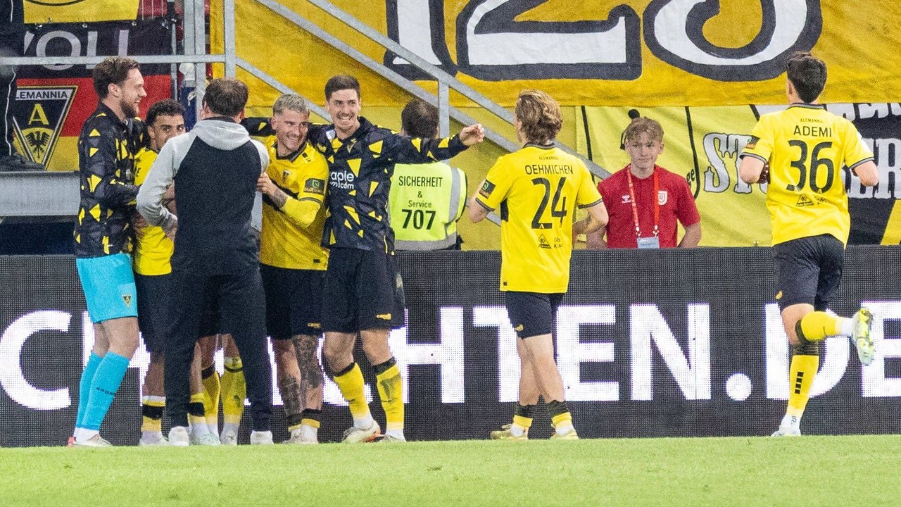 In nur drei Minuten: Aachen mit Comeback-Sieg gegen Regensburg