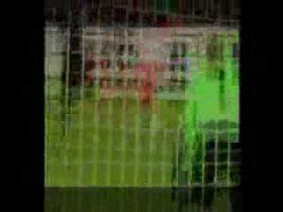 Mozart Loves Football