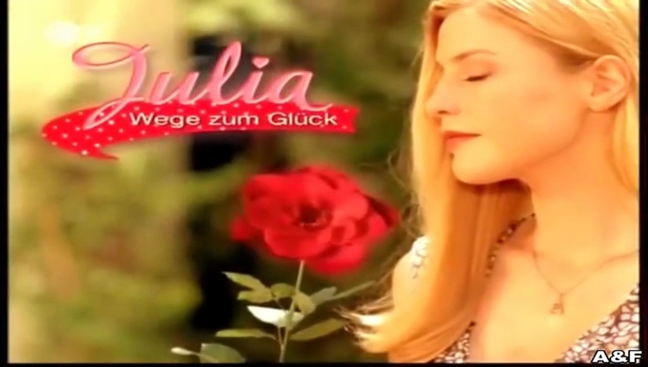 Julia -067- Wege zum Glück