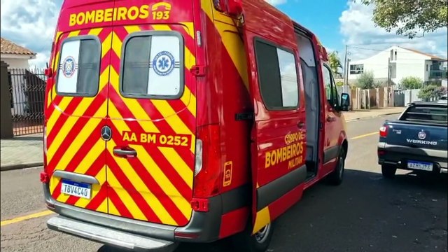 Jovem passa mal, sofre queda e é socorrida pelo Siate no Claudete