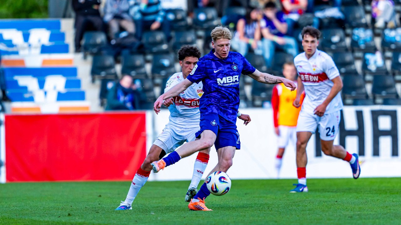 Remis nach 0:2: Aue kämpft sich zurück und verschiebt den Abstieg