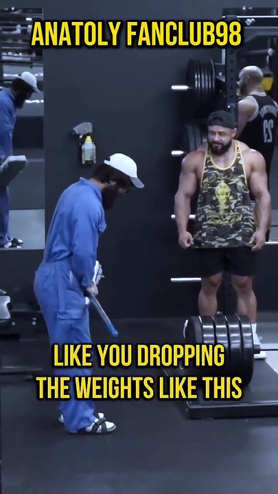 Why you dropping the weight too much🤭#anatoly #fitness #gym